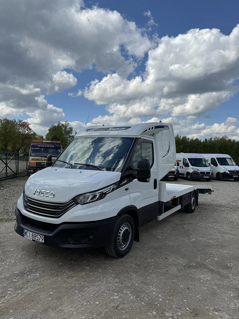 Iveco Daily Automat - autolaweta wynajem Ciechanów